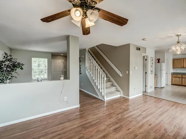 9741 Saybrook St, Highlands Ranch, CO 80126
