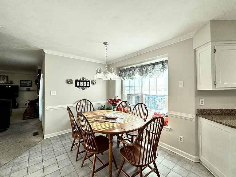 930 Forest Lakes Dr — Photo 30