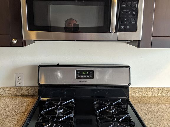 Stove and overhead microwave
