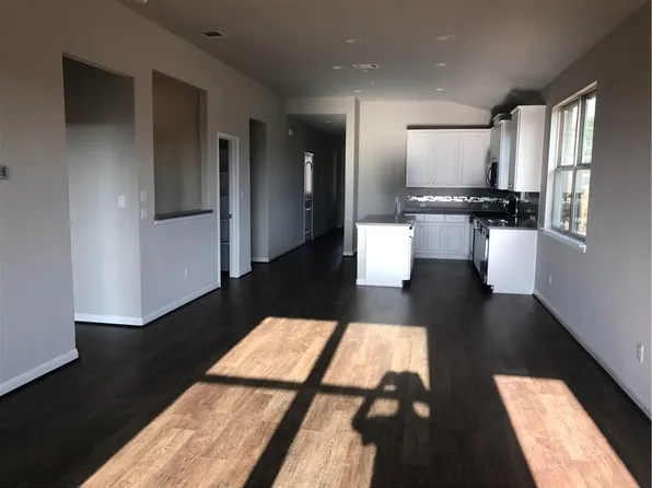 805 Melda St, Leander, TX 78641