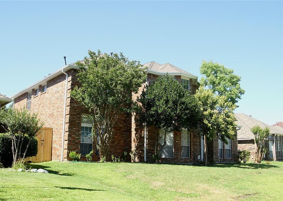 1st image of 2907 Panorama Dr