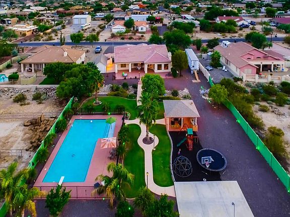 20002 W Colter St-large-006-26-Exterior