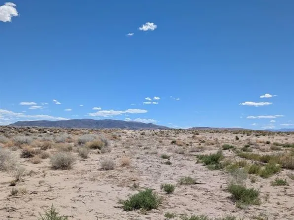 4095 1st St, Silver Springs, NV 89429