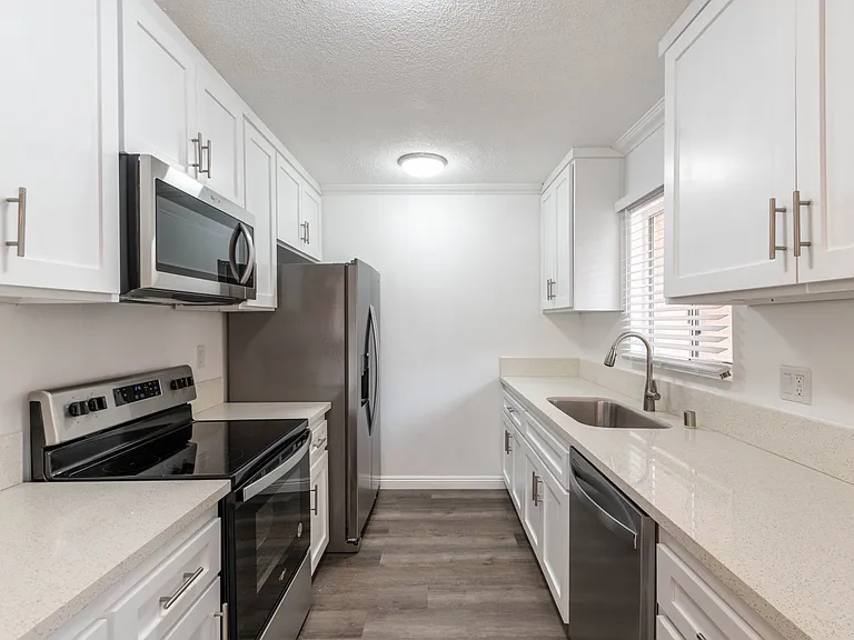 6520 Shirley Ave #3 — Photo 4