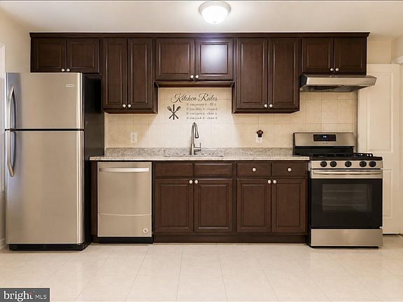 2nd image of 6726 Dorel St