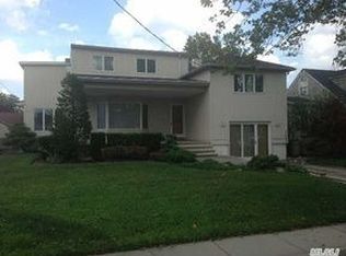234 Harrison Ave, Island Park, NY 11558