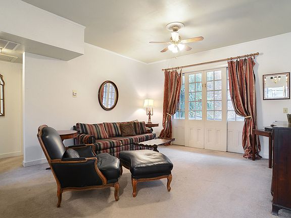 4th image of 1127 Dauphine St APT 302