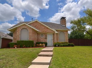 3900 Luke Ln, Carrollton, TX 75007