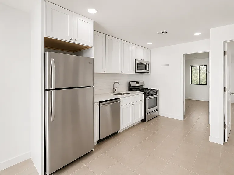 73 Harman St #1 — Photo 3