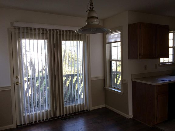5th image of 1157 Ashford Ln
