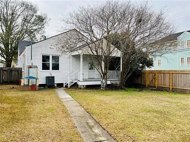 851 Pontalba St — Photo 21