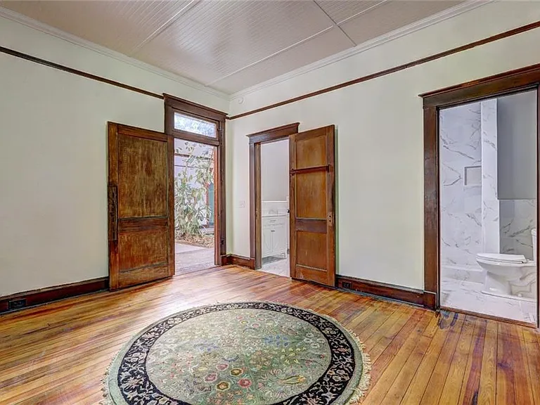 2733 Hillcrest Ave — Photo 18