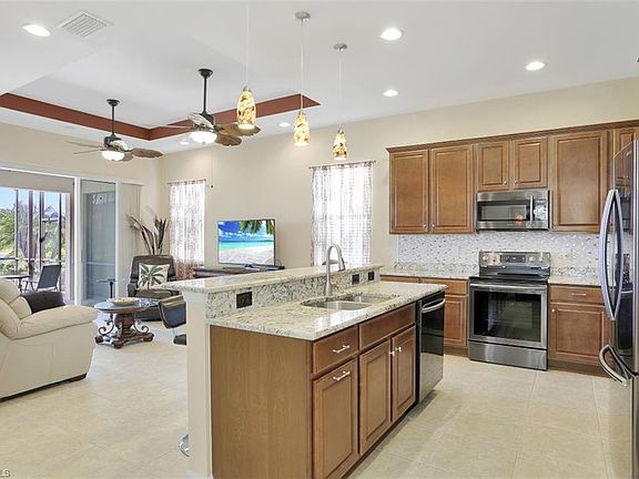 4th image of 10452 Sirene Way