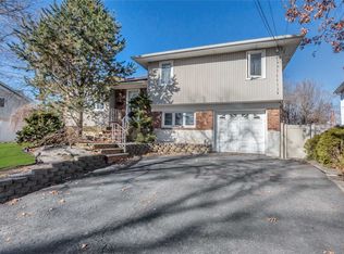 2883 Beltagh Ave, Bellmore, NY 11710