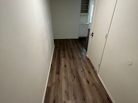 4th image of 25450 Cottage St