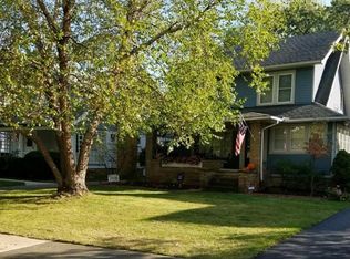 17811 Lakewood Heights Blvd, Lakewood, OH 44107