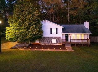 40 Red Holly Gap, Carrollton, GA 30117