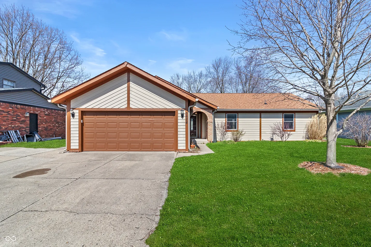 5628 Hill Rise Dr photo 1