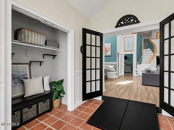 4th image of 82 Highland Avenue