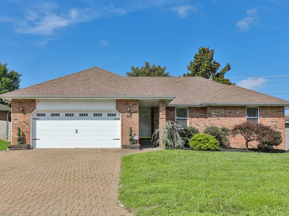 3702 W Vincent Drive, Springfield, MO 65810