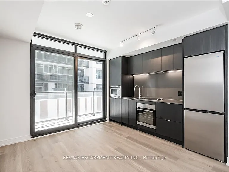 1 Jarvis St #422 — Photo 14