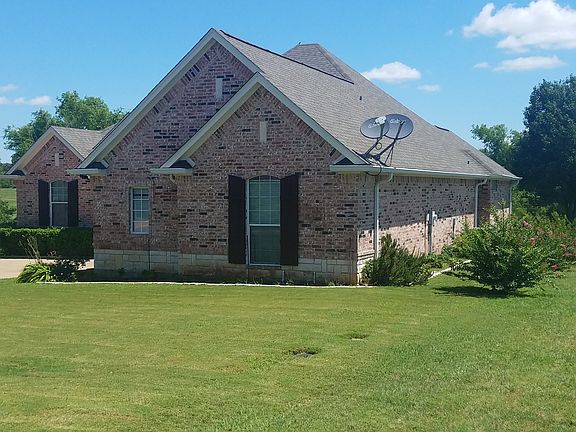 2nd image of 27212 Meadowmore Dr