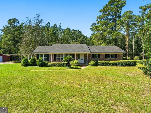 35453 Okefenokee Dr, Folkston, GA 31537