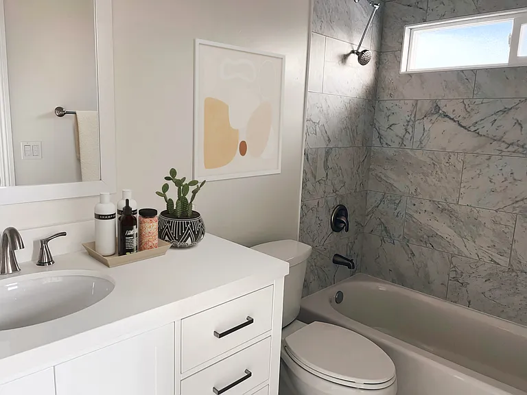 1360 Knoll Dr #1 — Photo 8