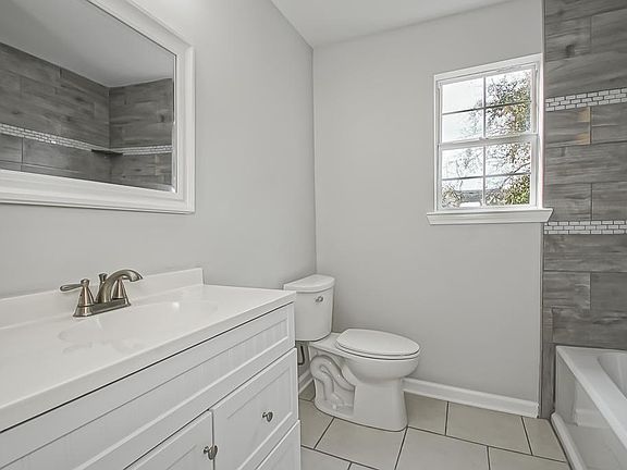 4th image of 3139 Law St #1