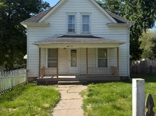 810 E Washington Ave, Red Oak, IA 51566