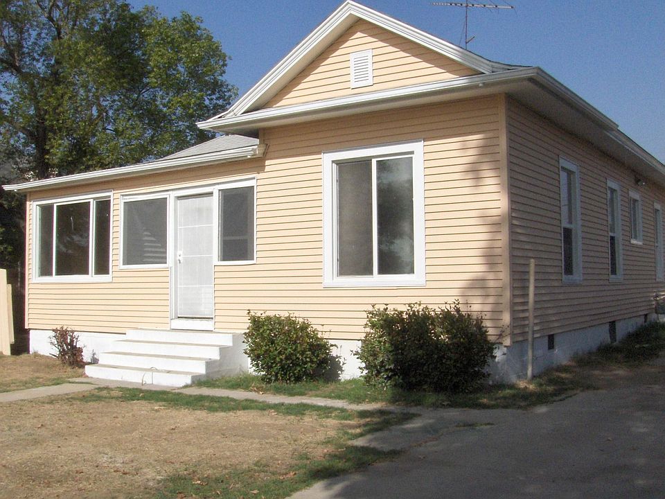 1st image of 408 W Belmont St