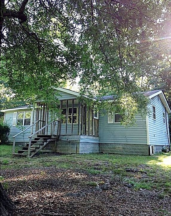 1st image of 79 Pinecrest Dr