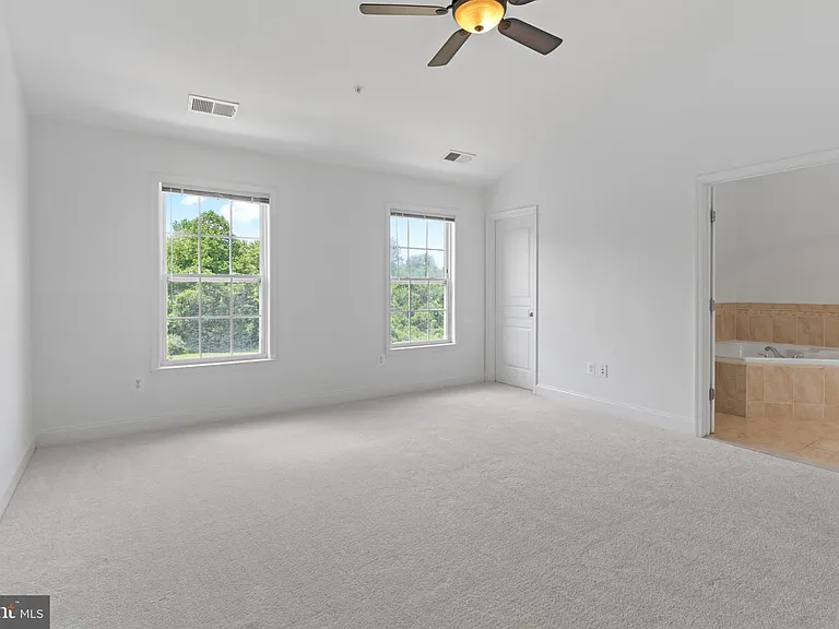 8852 Purple Iris Ln #16 — Photo 24