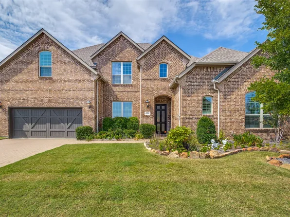1210 Bailey Dr, Lantana, TX 76226