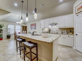 321 Madison St, Burleson, TX 76028