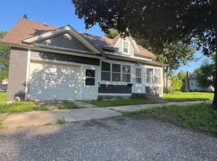 915 3rd Ave NW, Faribault, MN 55021