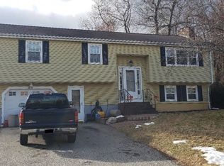 11 Treeland Dr, Milford, MA 01757
