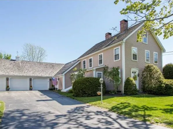 161 Main Avenue, South Hampton, NH 03827