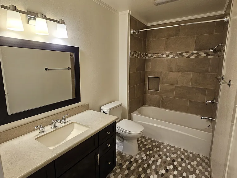1200 Opal St — Photo 10