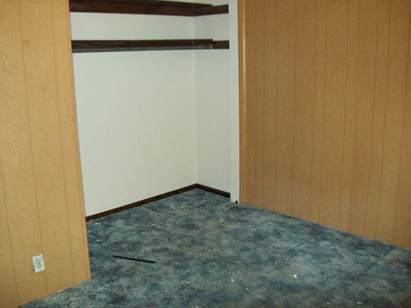 5th image of 2950 Melrose Ln