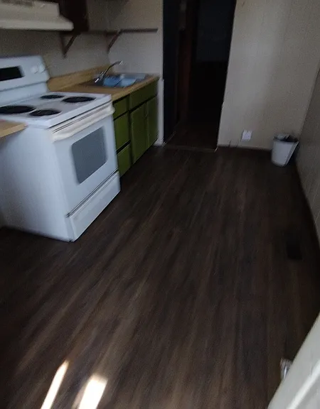 226 Beaver Ave NE #C — Photo 5