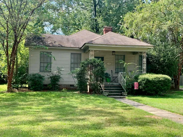 802 Elm St, Crossett, AR 71635