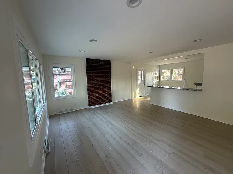 1213 Stone Rd — Photo 11