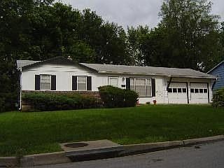 2nd image of 13101 Sycamore Ave