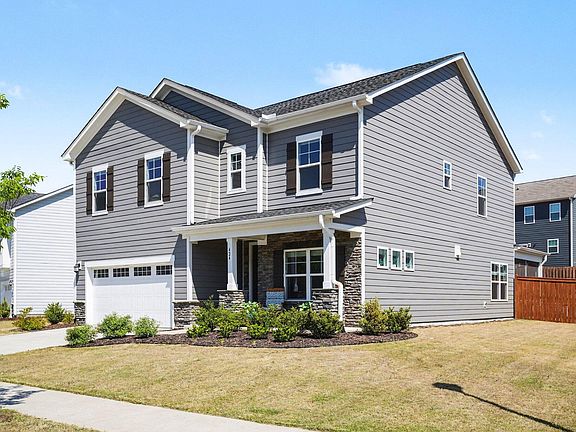 4th image of 424 Boardwalk Dr