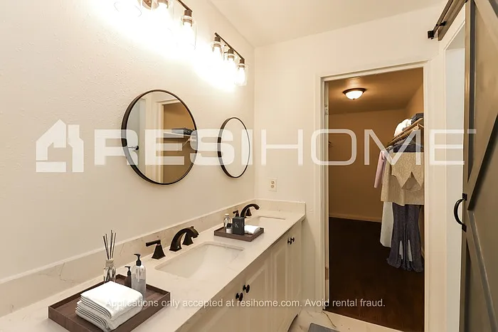 6327 Dawnridge Dr — Photo 10
