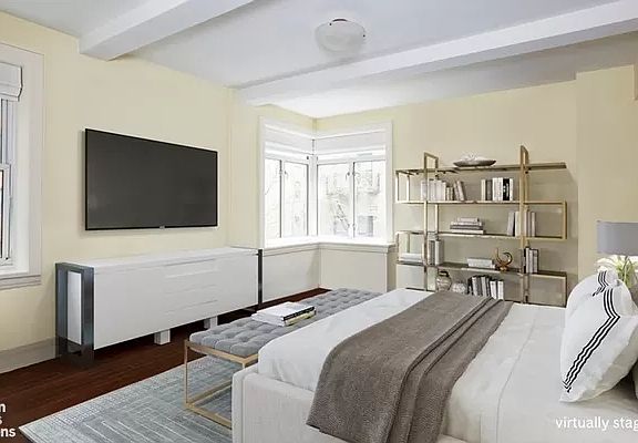 4th image of 170 E 77th St APT 3E