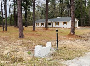 1056 Rj Kennedy Rd, Statesboro, GA 30461