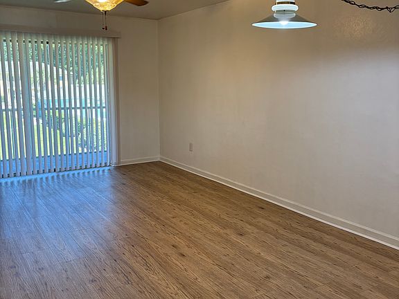 2nd image of 105 Tradewinds #Ii