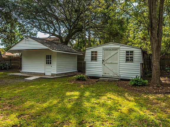 4th image of 7681 Picardy Pl
